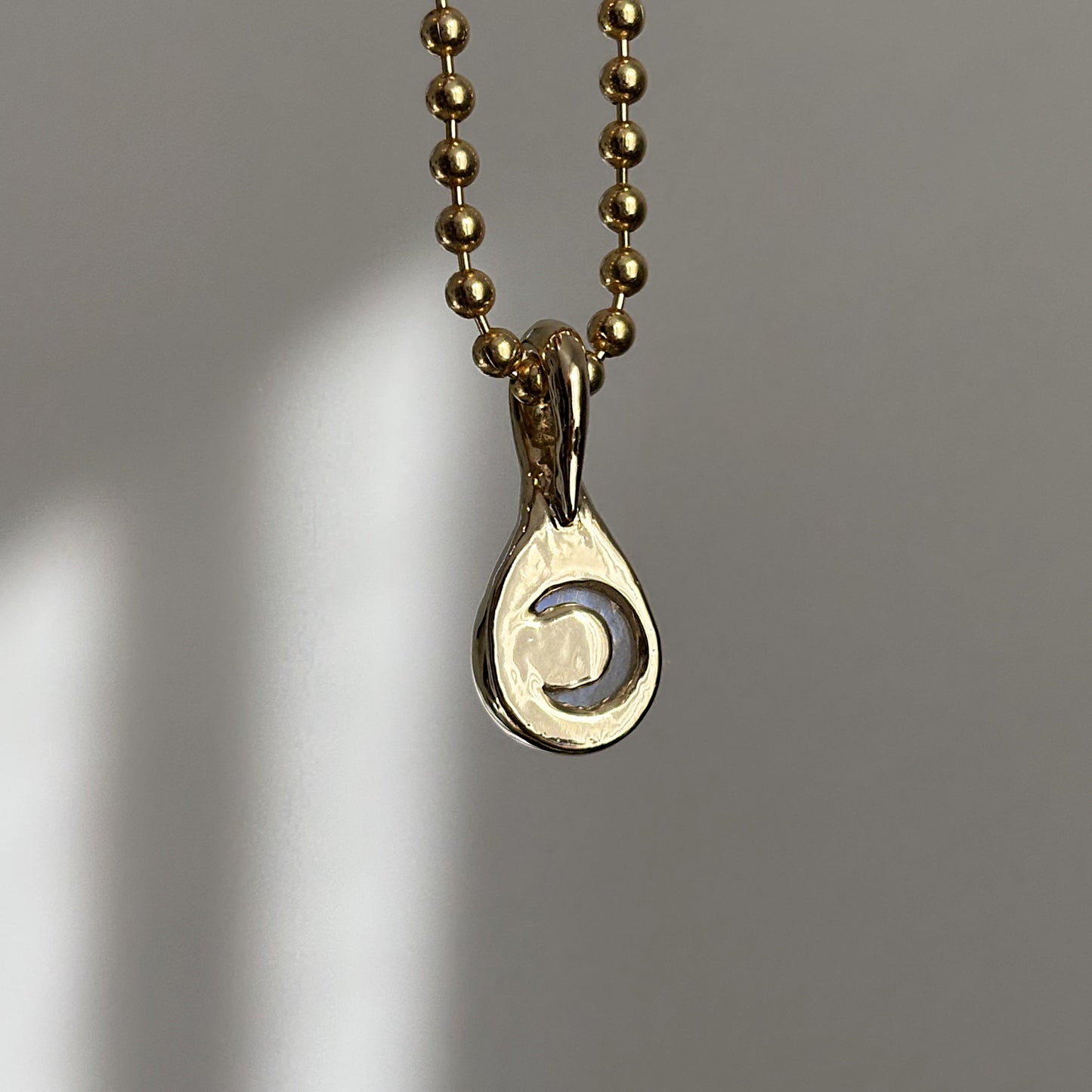 Tidal Pendant