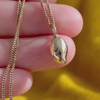 9k Mini Mango Charm